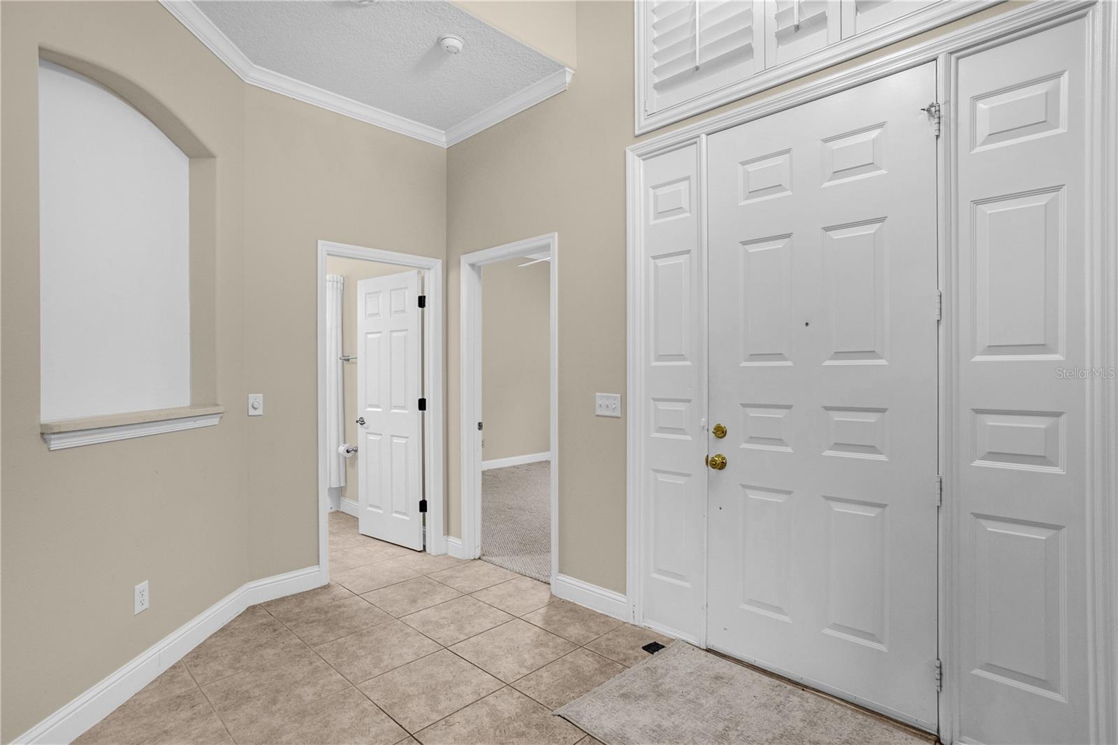 Image 4 of 36 For 10674 Woodchase Circle