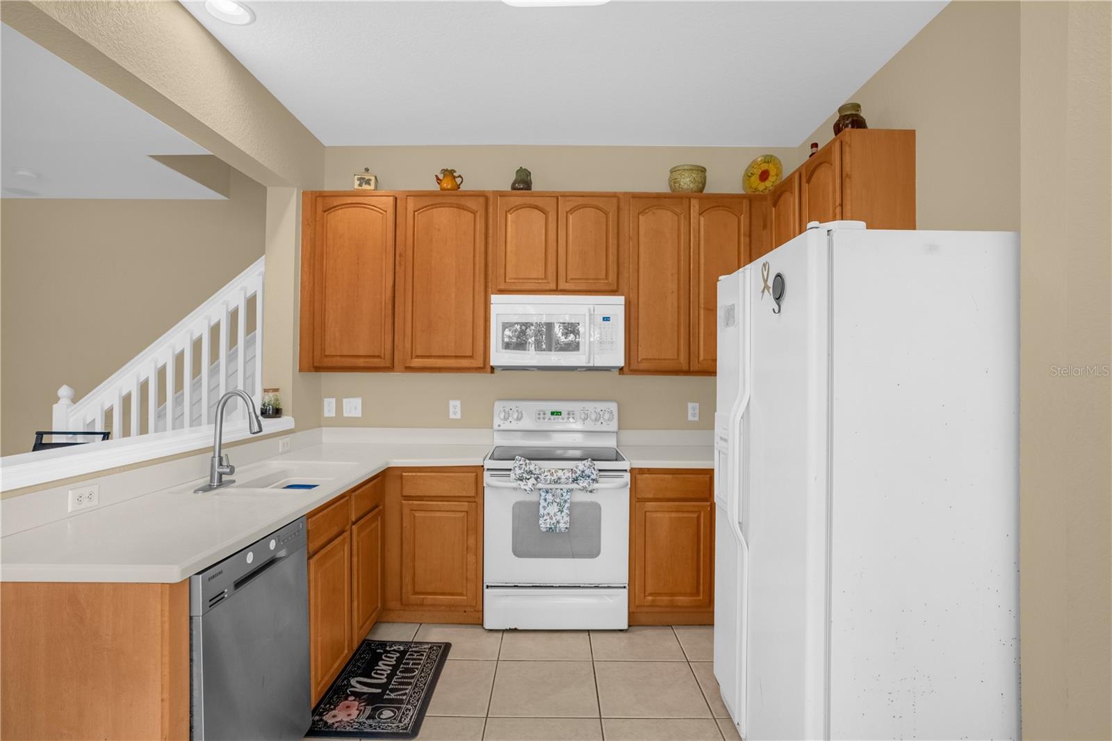 Image 10 of 27 For 6491 Daysbrook Drive 101