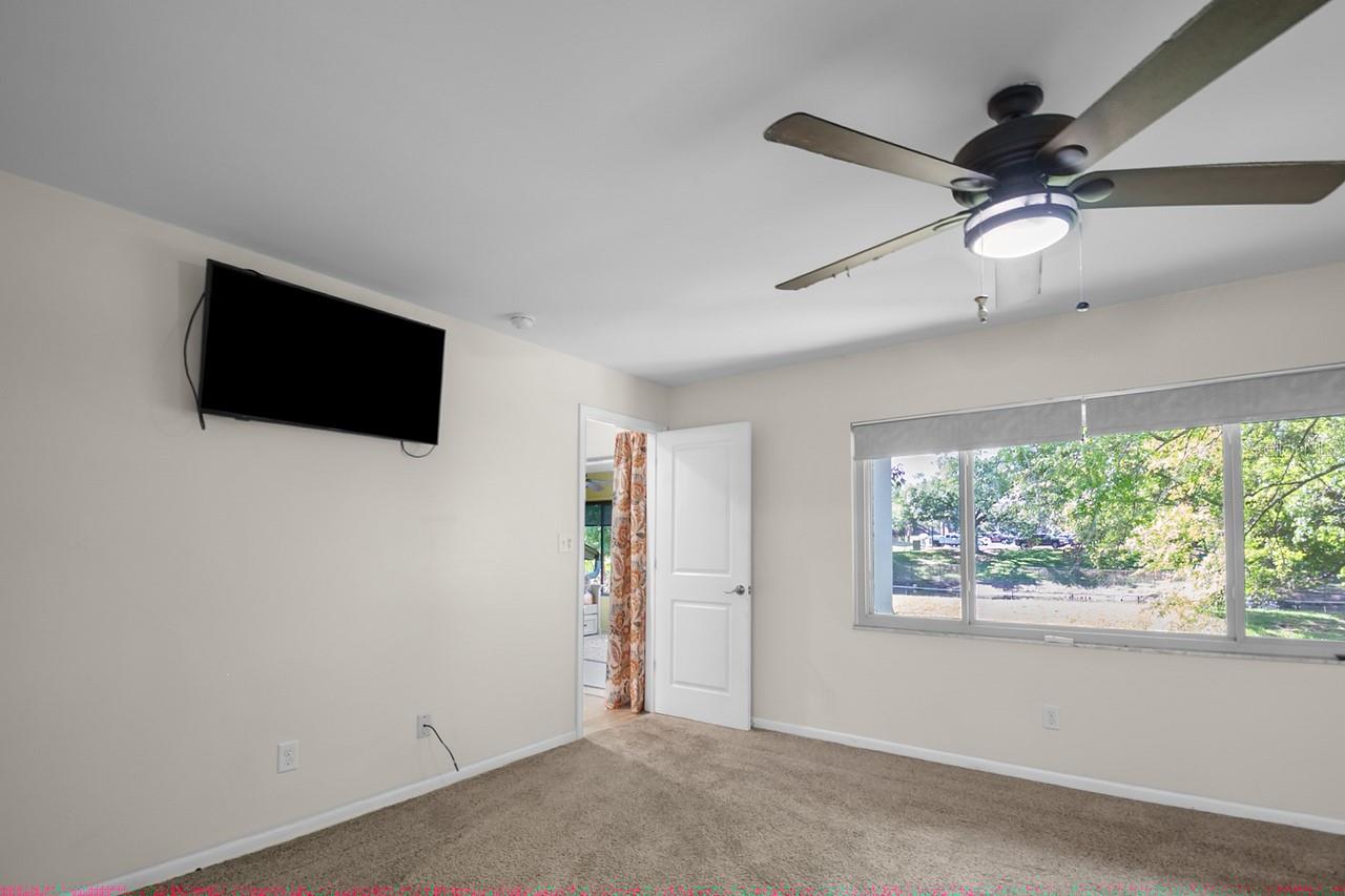 Image 23 of 28 For 16 Escondido Circle 223