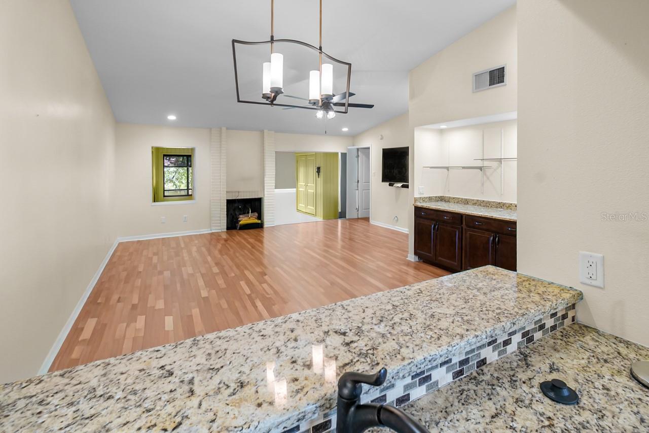 Image 5 of 28 For 16 Escondido Circle 223