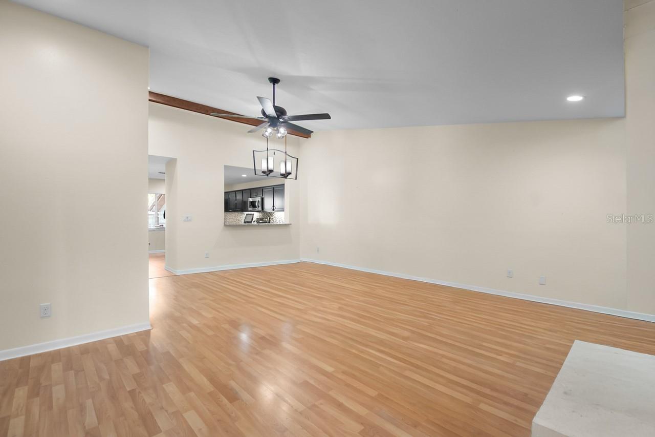 Image 9 of 28 For 16 Escondido Circle 223