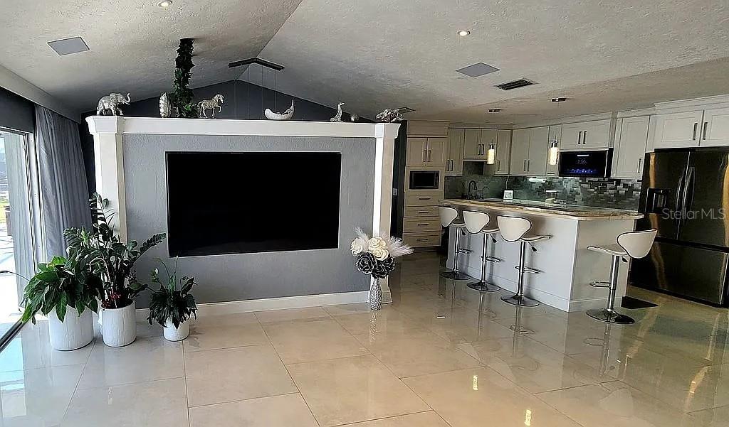 Image 10 of 27 For 1840 Flametree Lane