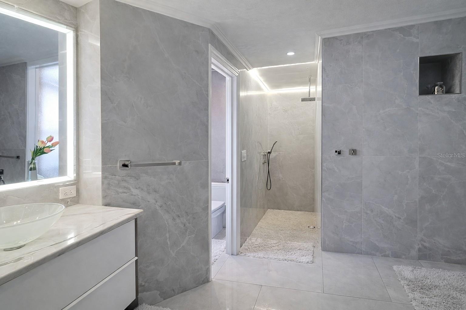 Image 16 of 27 For 1840 Flametree Lane