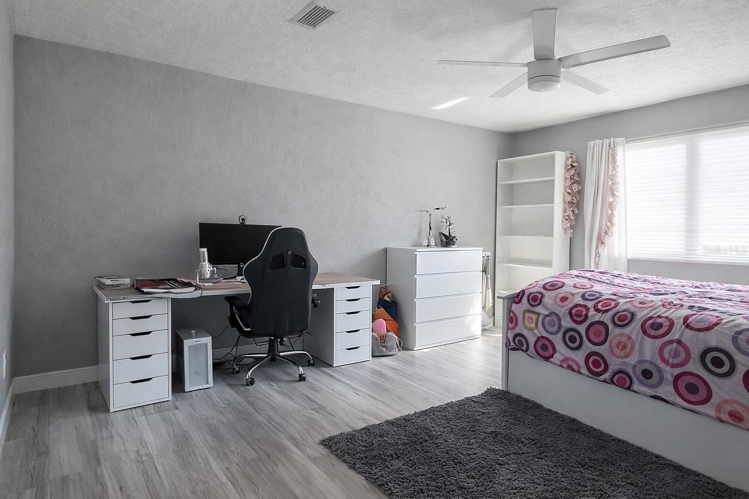 Image 23 of 27 For 1840 Flametree Lane