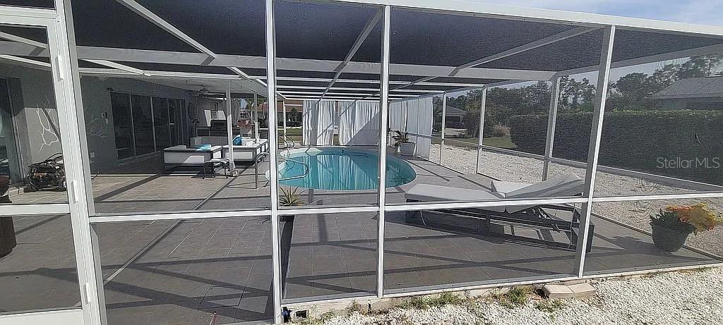 Image 25 of 27 For 1840 Flametree Lane