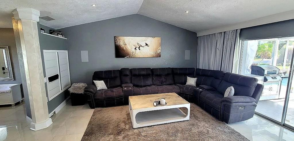 Image 4 of 27 For 1840 Flametree Lane