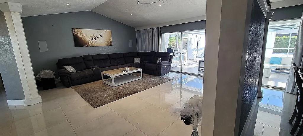 Image 6 of 27 For 1840 Flametree Lane