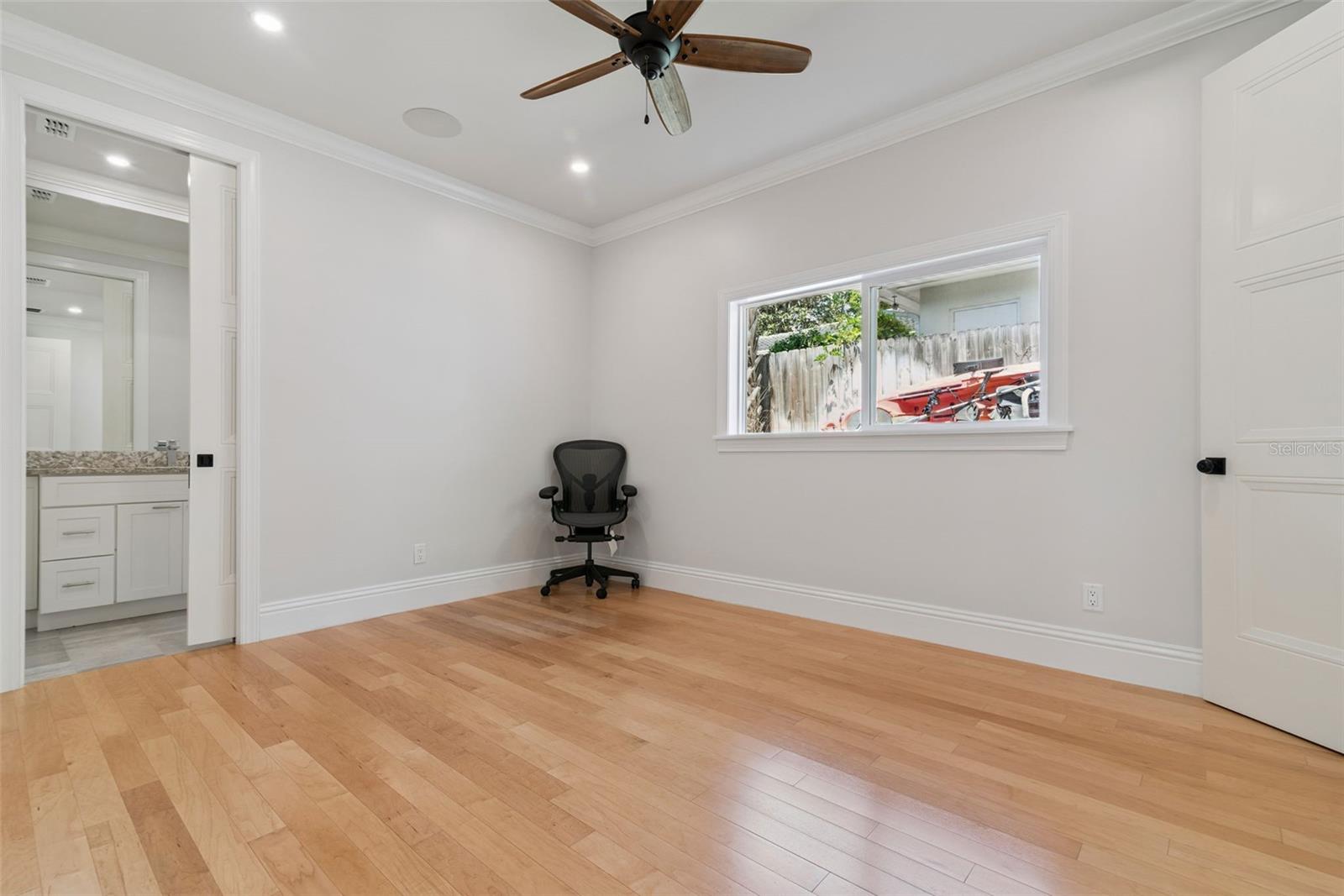 Image 17 of 53 For 1110 Alabama Drive