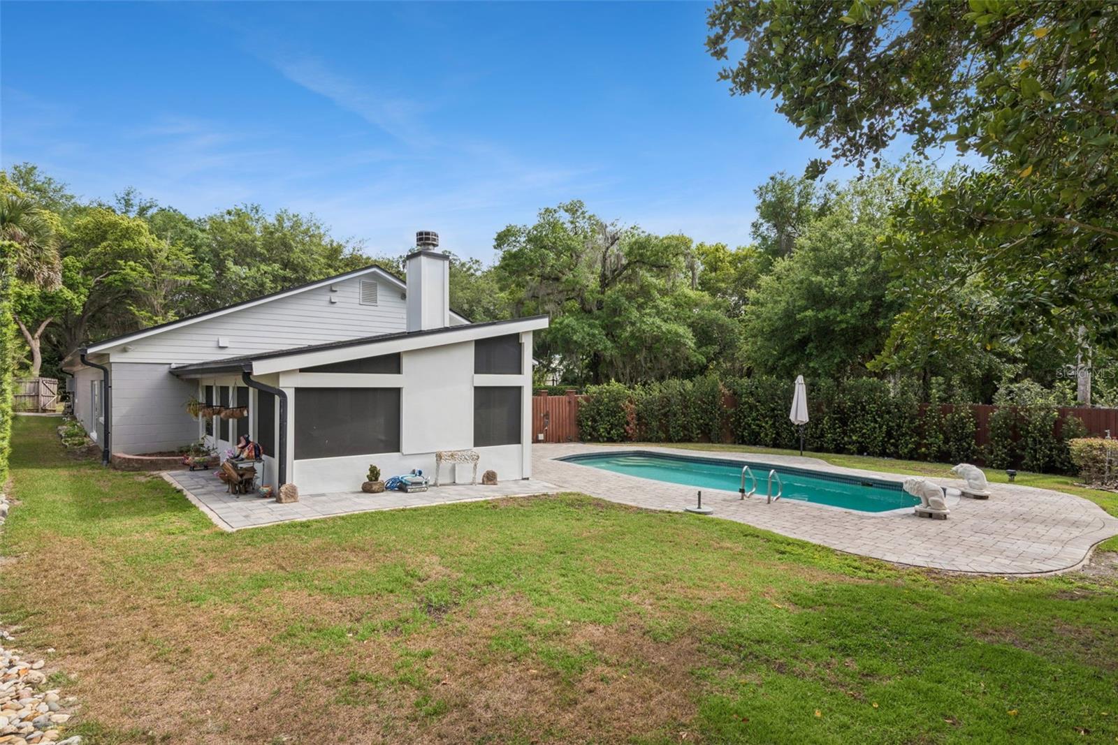 Image 36 of 53 For 1110 Alabama Drive