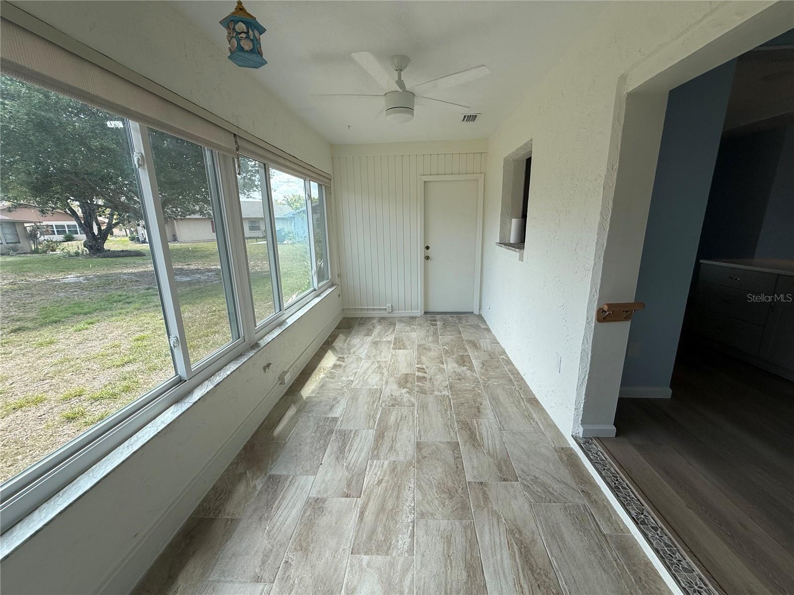 Image 14 of 29 For 110 & 112 Gloucester Blvd 110 & 112