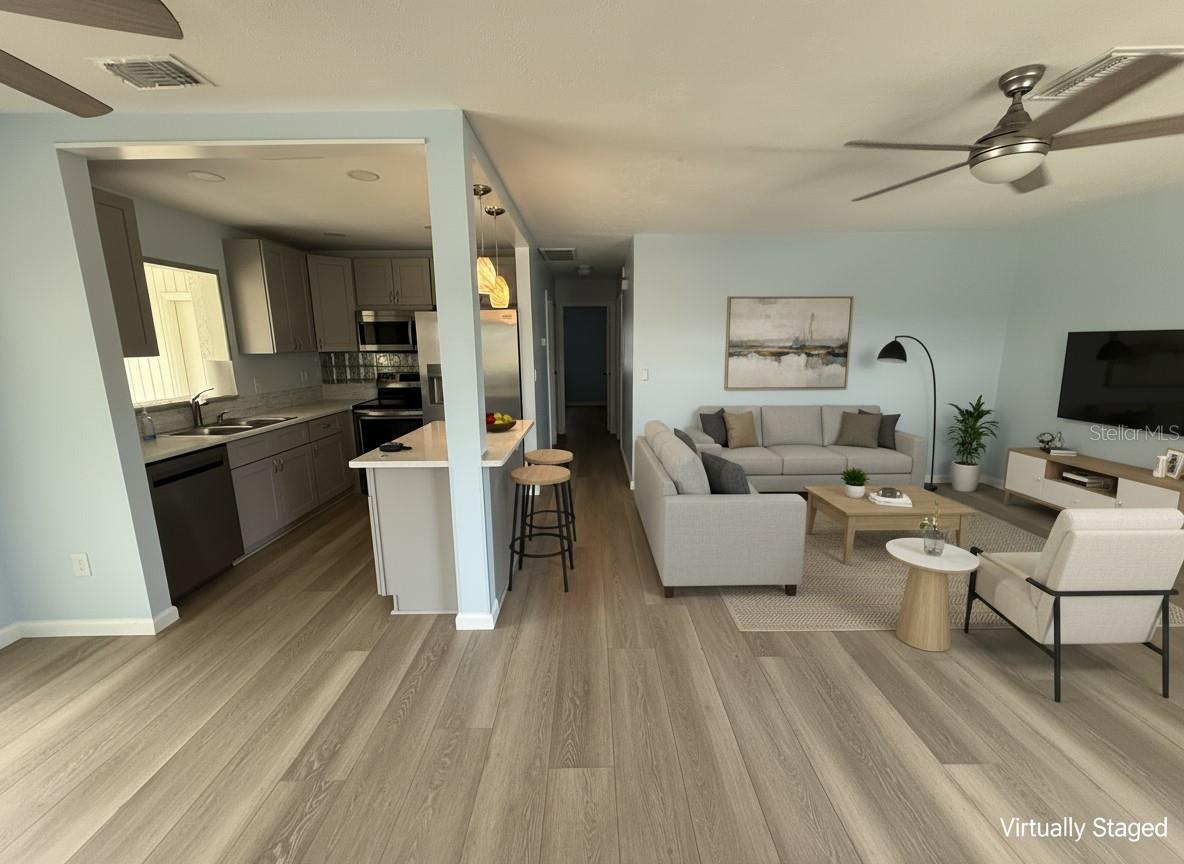 Image 7 of 29 For 110 & 112 Gloucester Blvd 110 & 112