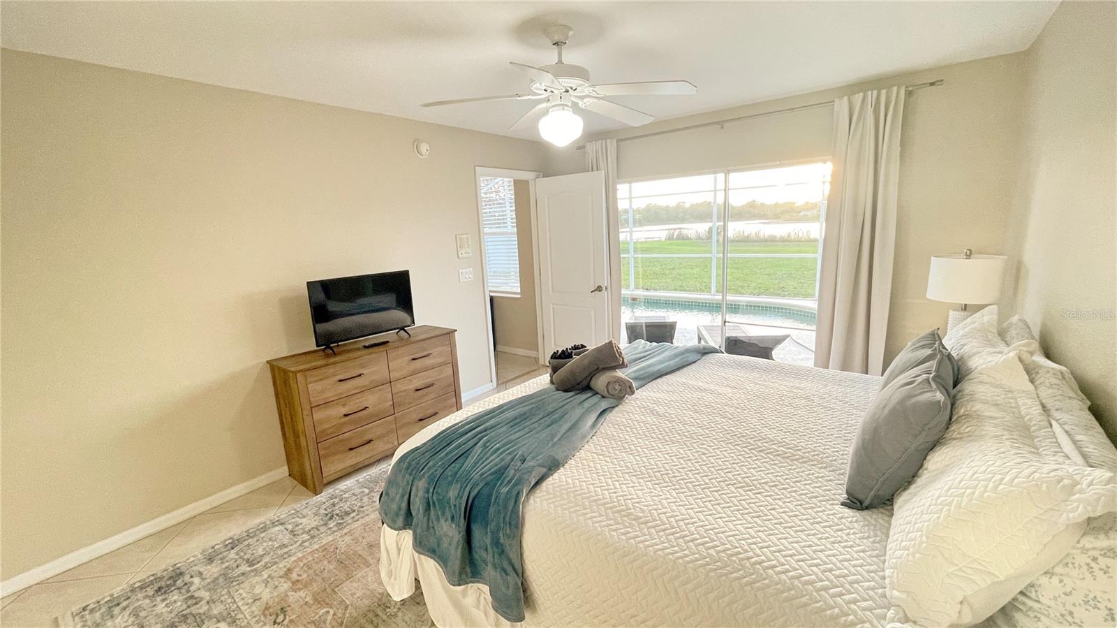 Image 12 of 31 For 642 Pinewood Drive