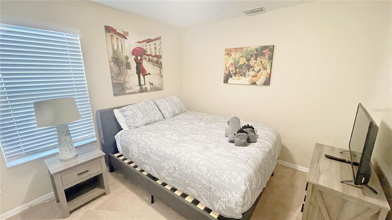 Image 23 of 31 For 642 Pinewood Drive