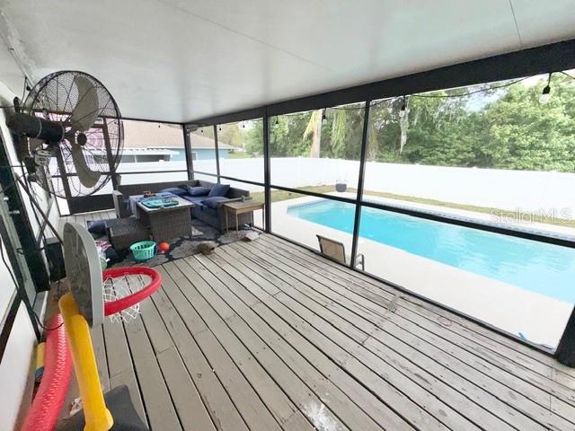 Image 21 of 22 For 219 Pebble Court