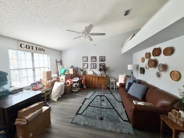 Image 4 of 22 For 219 Pebble Court