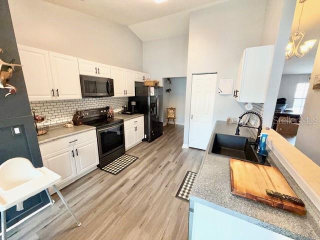 Image 8 of 22 For 219 Pebble Court