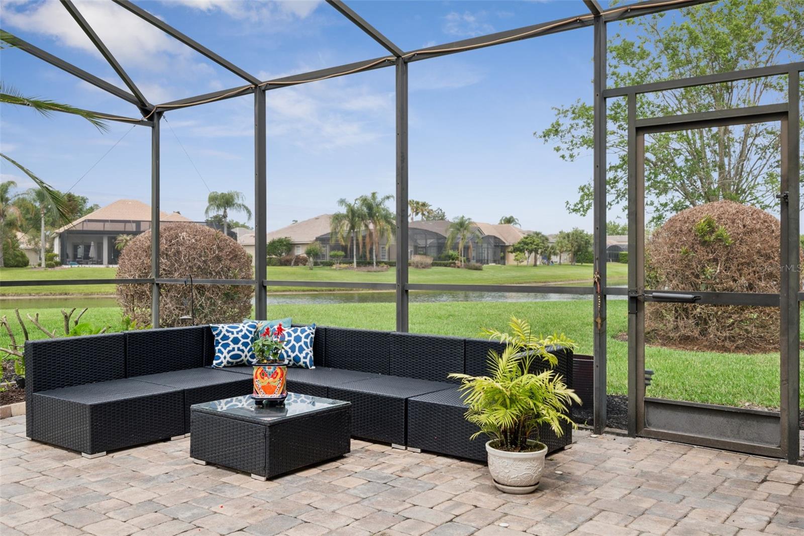 Image 11 of 68 For 1329 Glenheather Drive