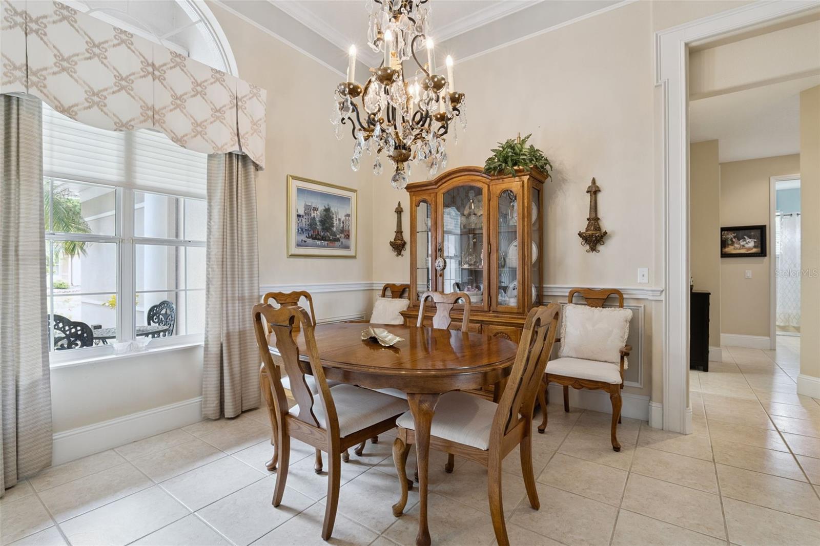 Image 16 of 68 For 1329 Glenheather Drive