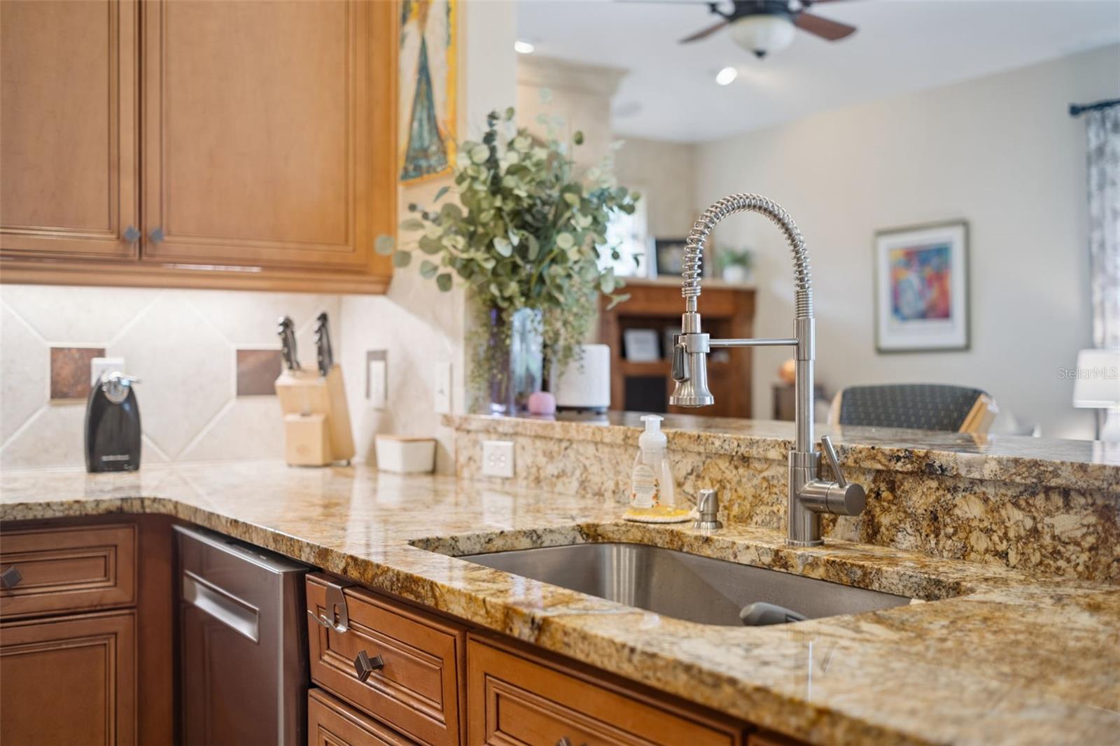 Image 25 of 68 For 1329 Glenheather Drive