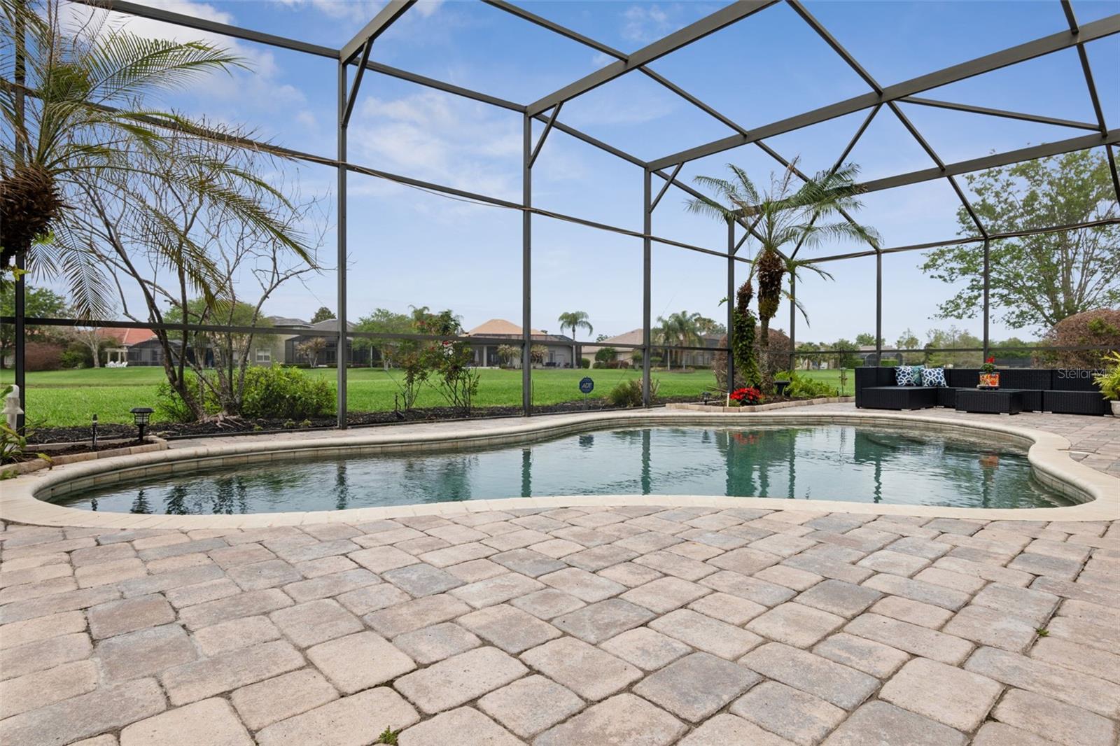 Image 9 of 68 For 1329 Glenheather Drive