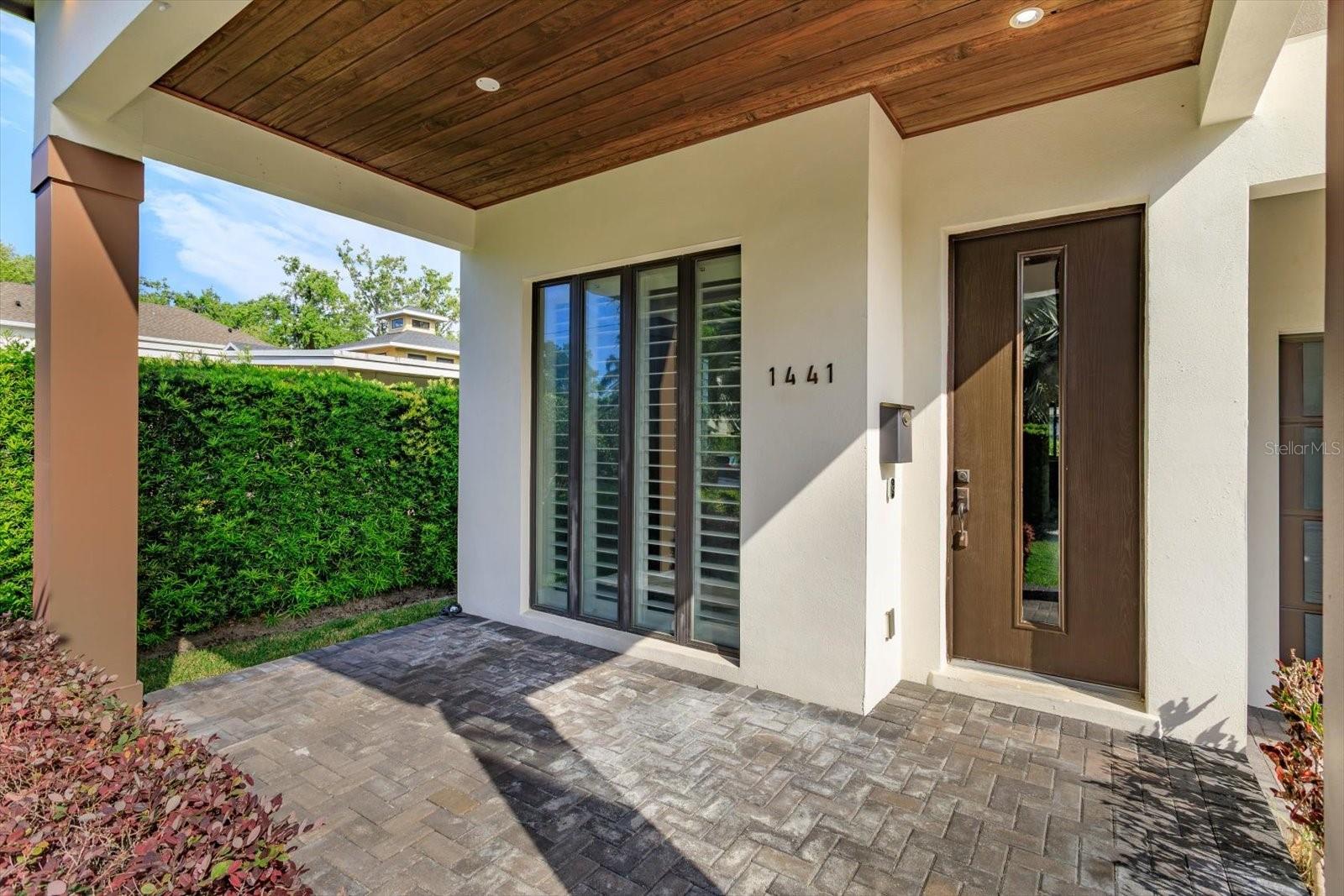 Image 3 of 35 For 1441 Oneco Avenue