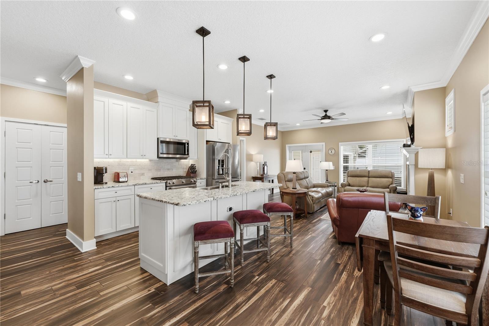 Image 10 of 42 For 546 King Street