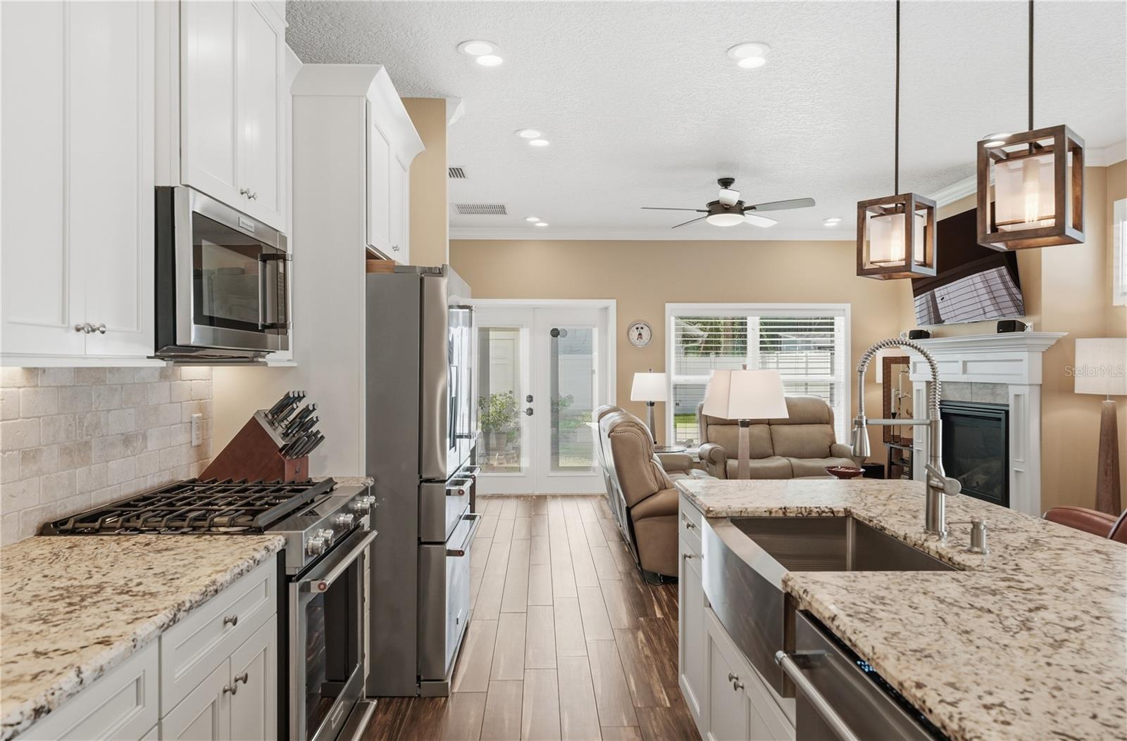 Image 13 of 42 For 546 King Street