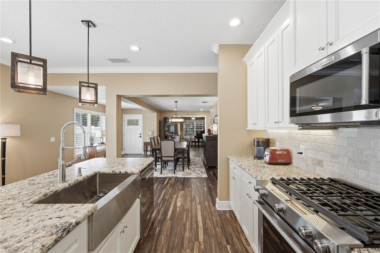 Image 15 of 42 For 546 King Street