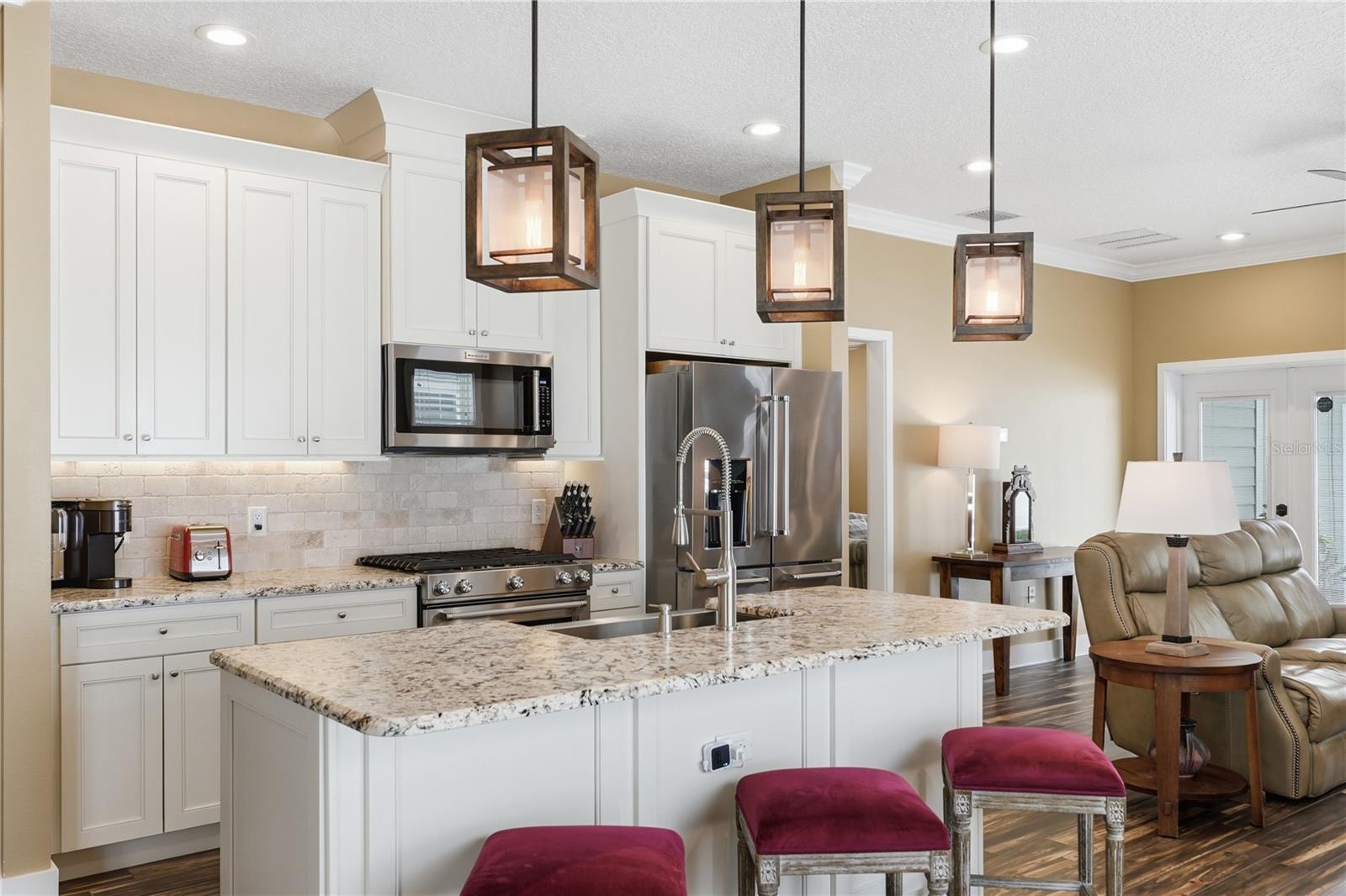 Image 16 of 42 For 546 King Street