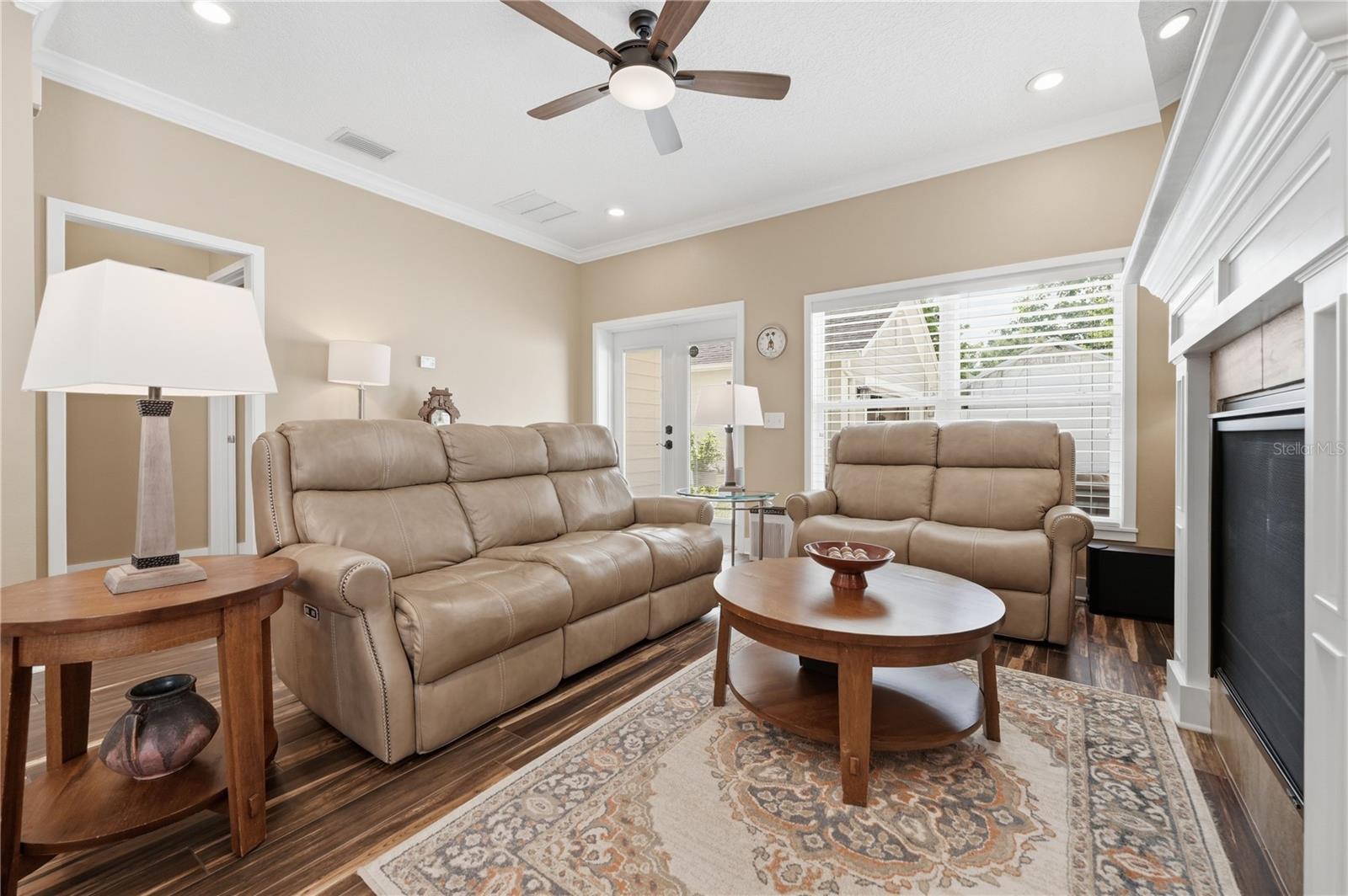 Image 18 of 42 For 546 King Street