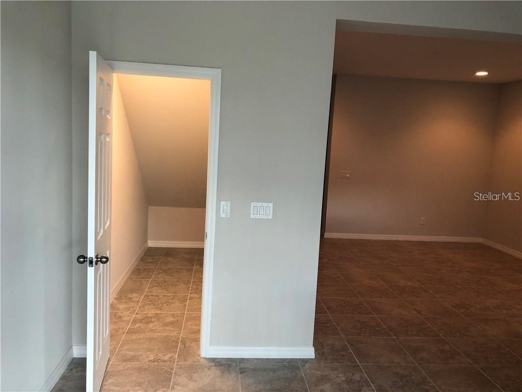 Image 8 of 18 For 3545 Brighton Park Circle