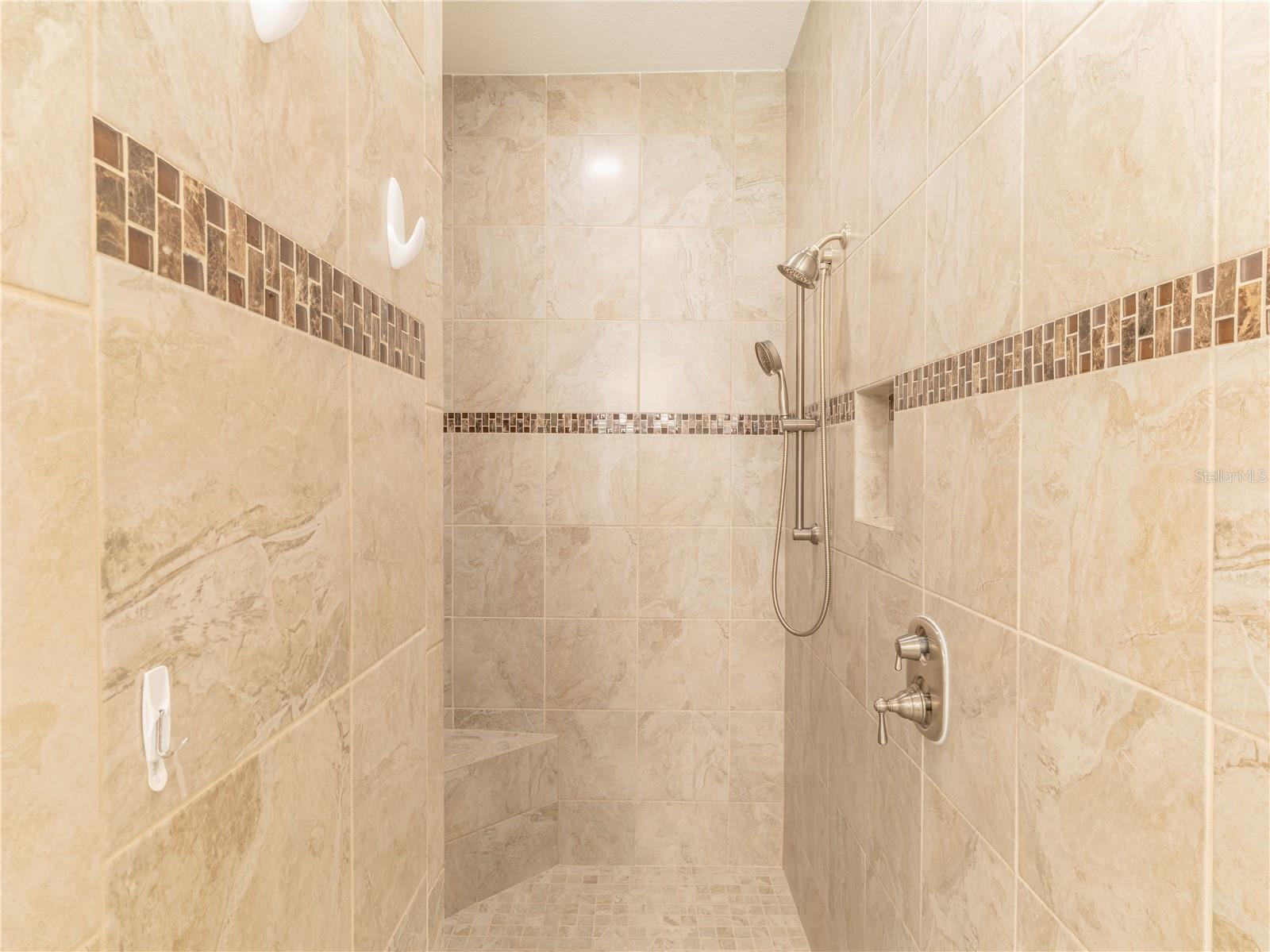 Image 19 of 45 For 1724 Belmont Circle Sw