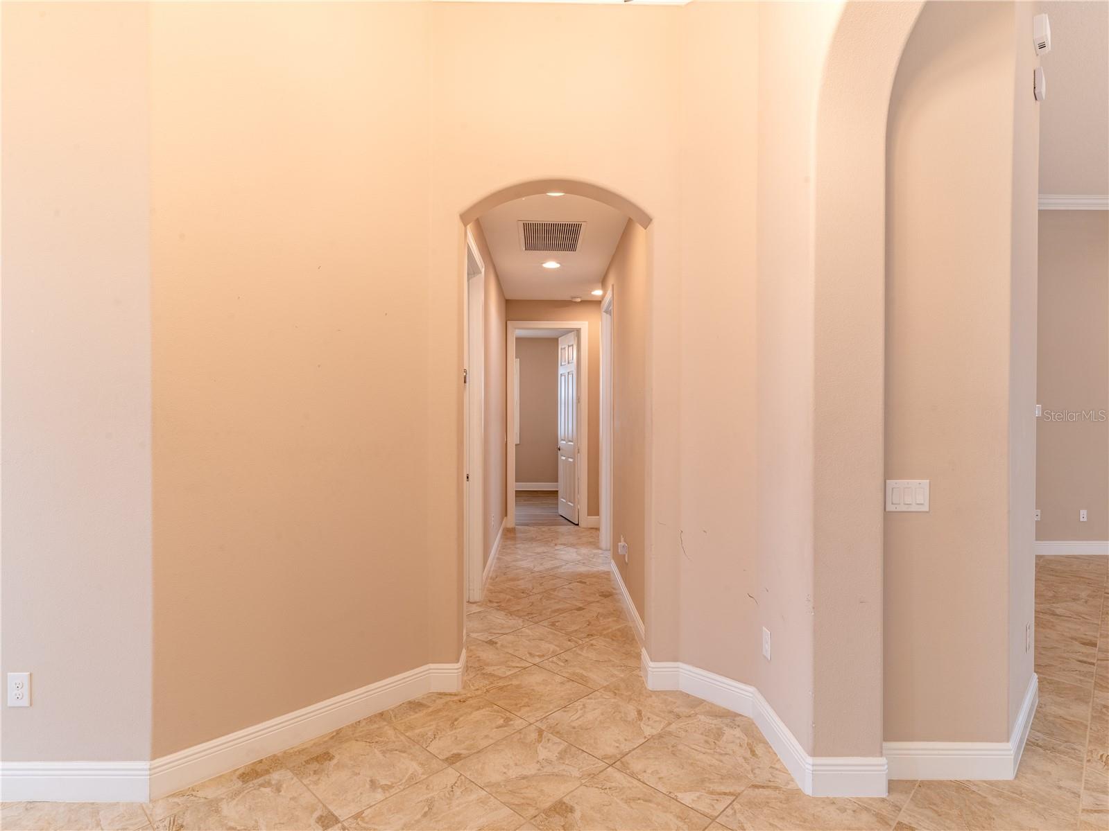 Image 32 of 45 For 1724 Belmont Circle Sw