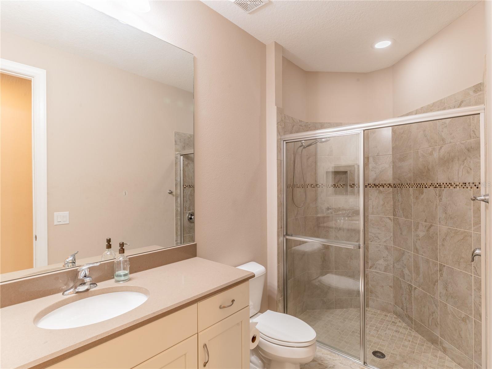 Image 37 of 45 For 1724 Belmont Circle Sw