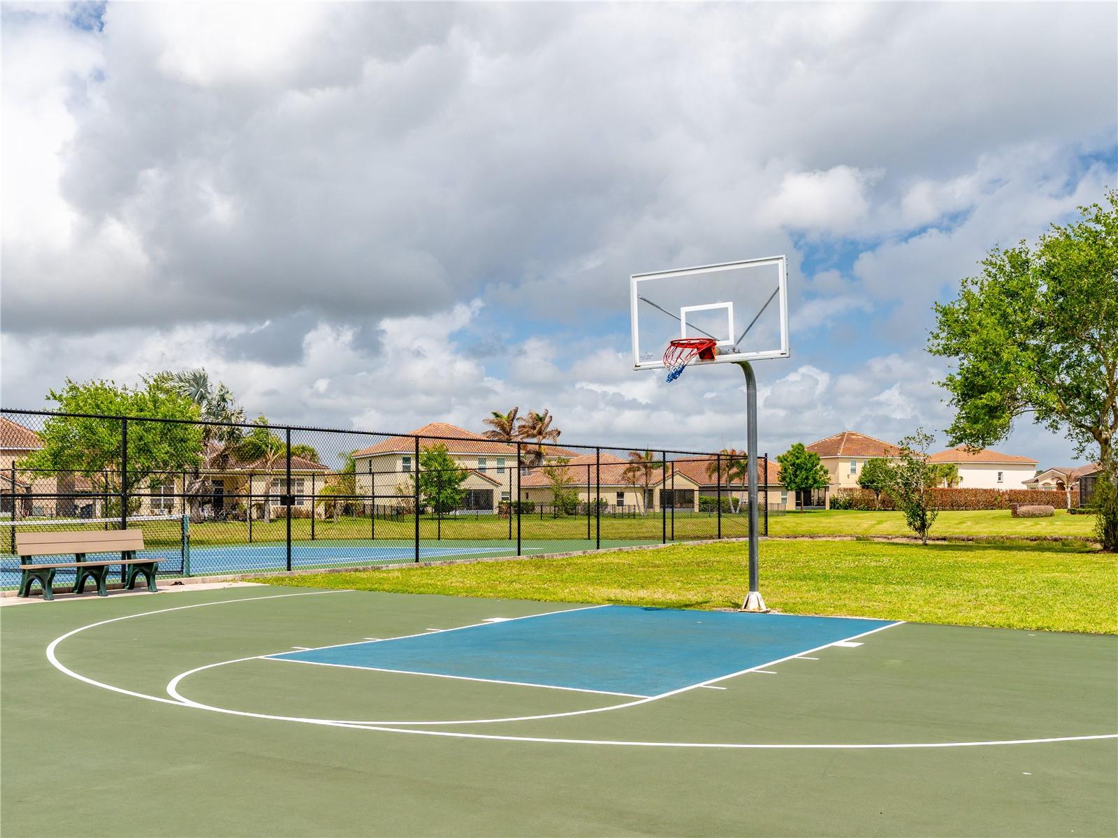 Image 41 of 45 For 1724 Belmont Circle Sw