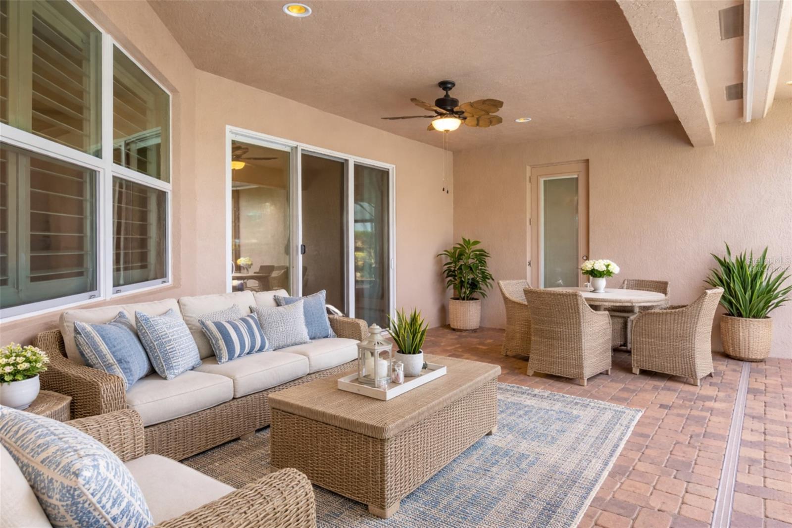 Image 8 of 45 For 1724 Belmont Circle Sw