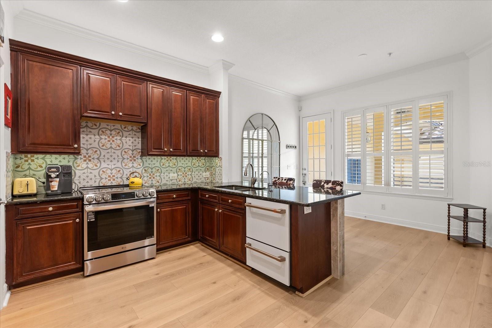 Image 12 of 44 For 1161 Charming Street