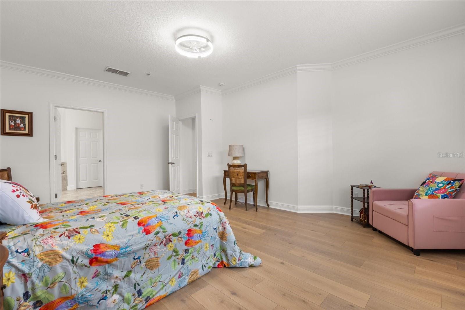 Image 16 of 44 For 1161 Charming Street