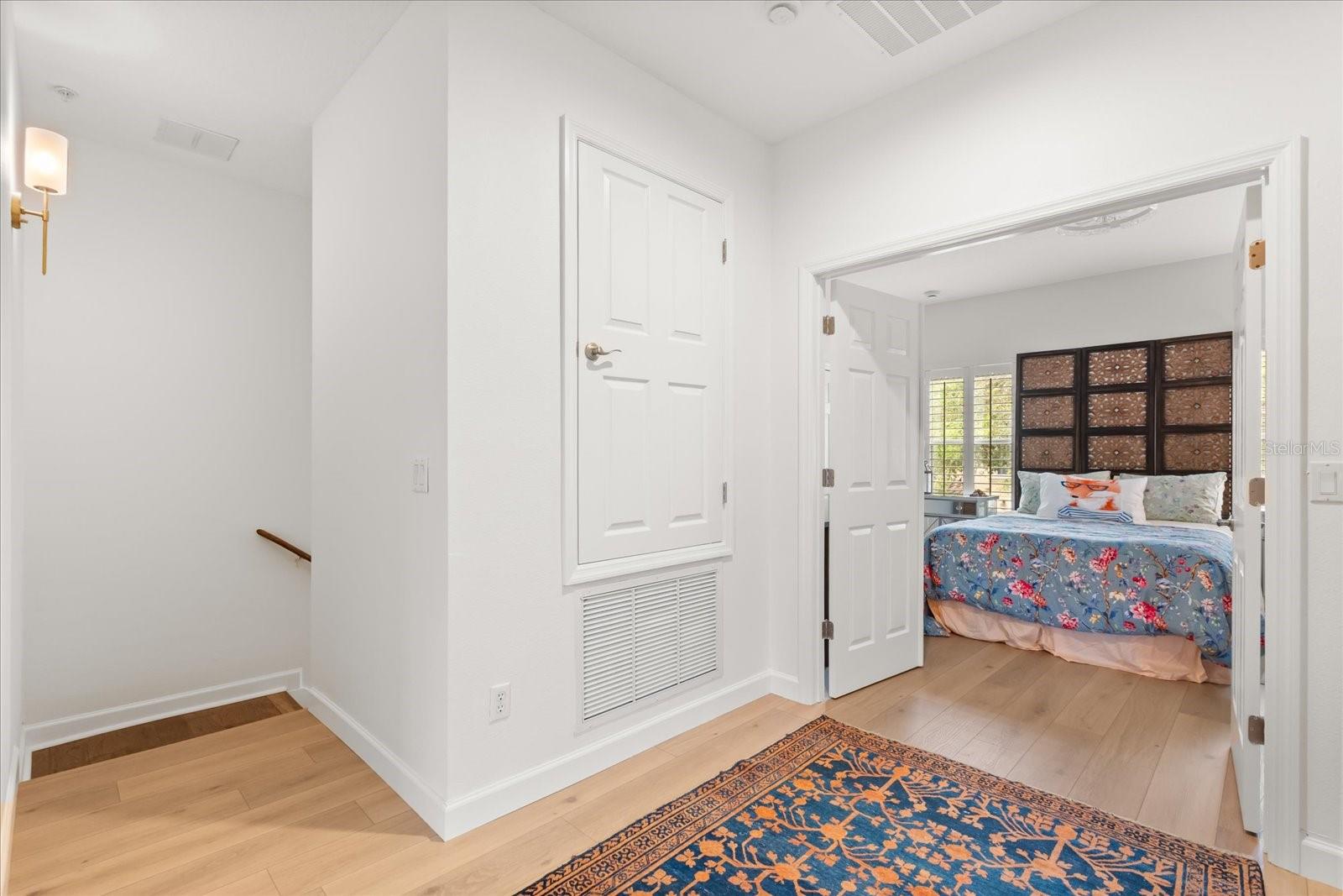 Image 20 of 44 For 1161 Charming Street