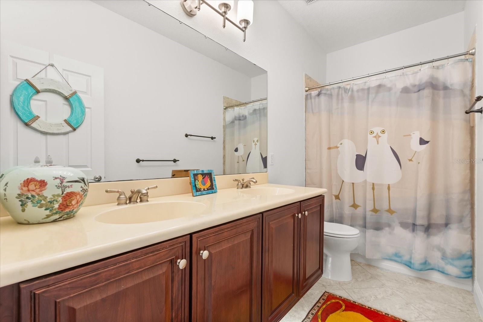 Image 25 of 44 For 1161 Charming Street