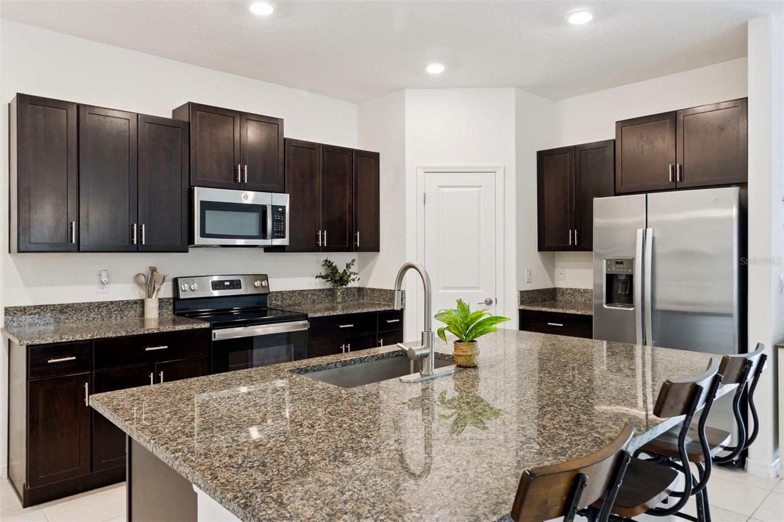 Image 15 of 39 For 4334 Trotters Way