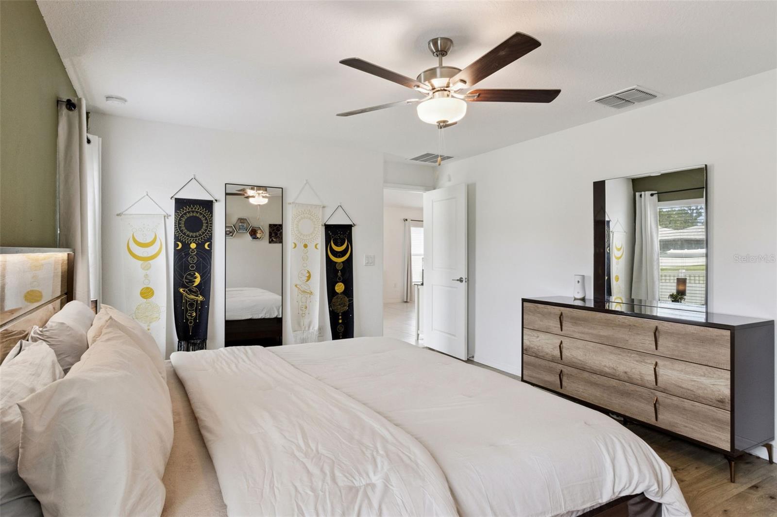 Image 18 of 39 For 4334 Trotters Way