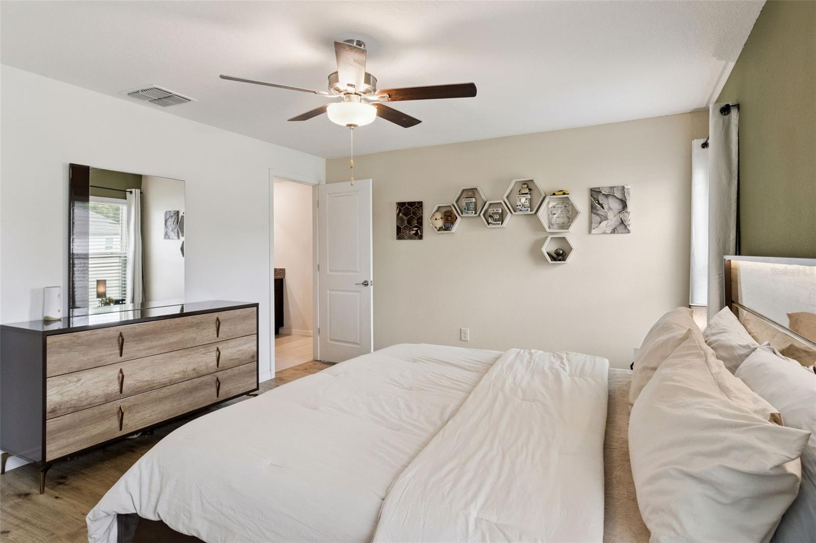 Image 20 of 39 For 4334 Trotters Way