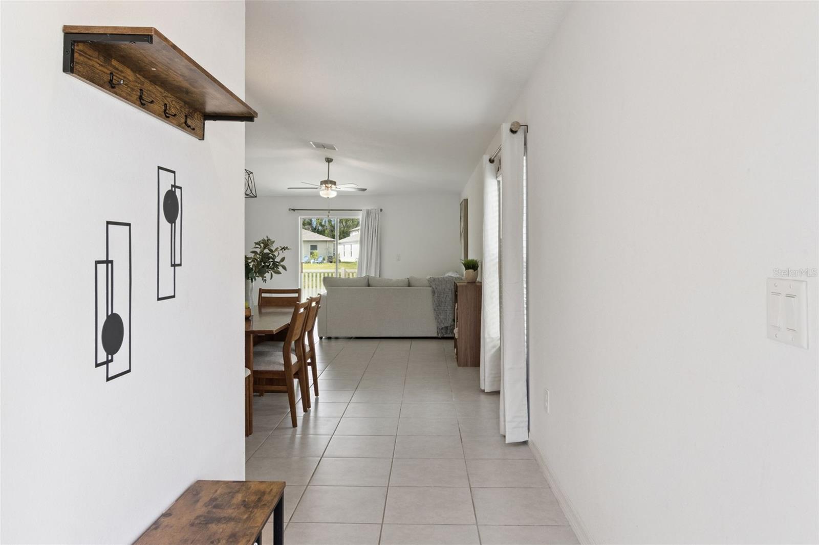 Image 4 of 39 For 4334 Trotters Way