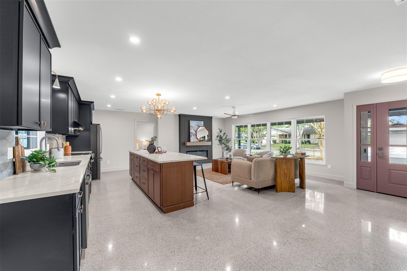 Image 13 of 50 For 639 Friar Road