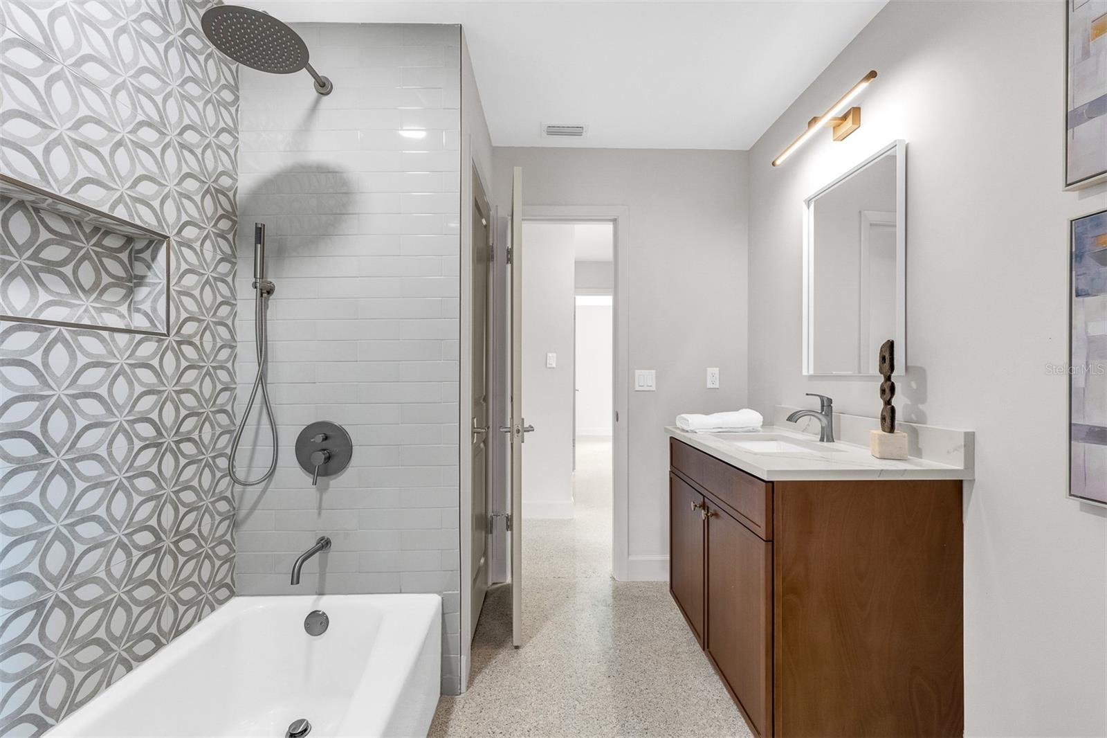 Image 31 of 50 For 639 Friar Road