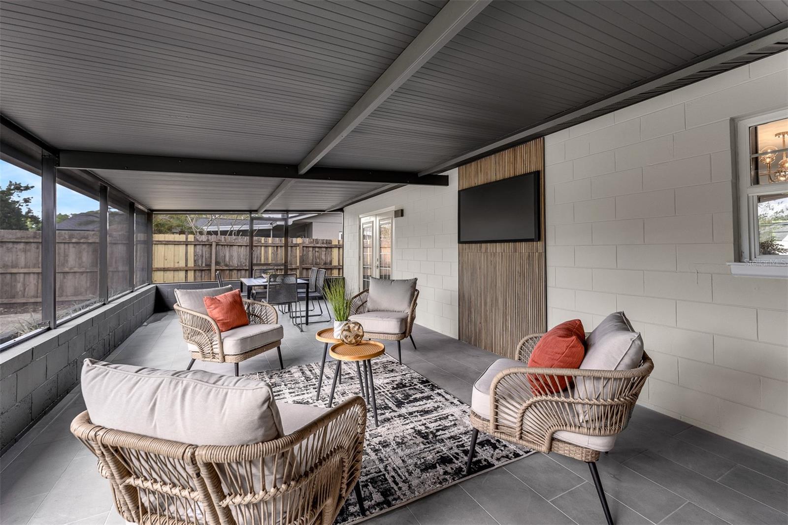 Image 33 of 50 For 639 Friar Road