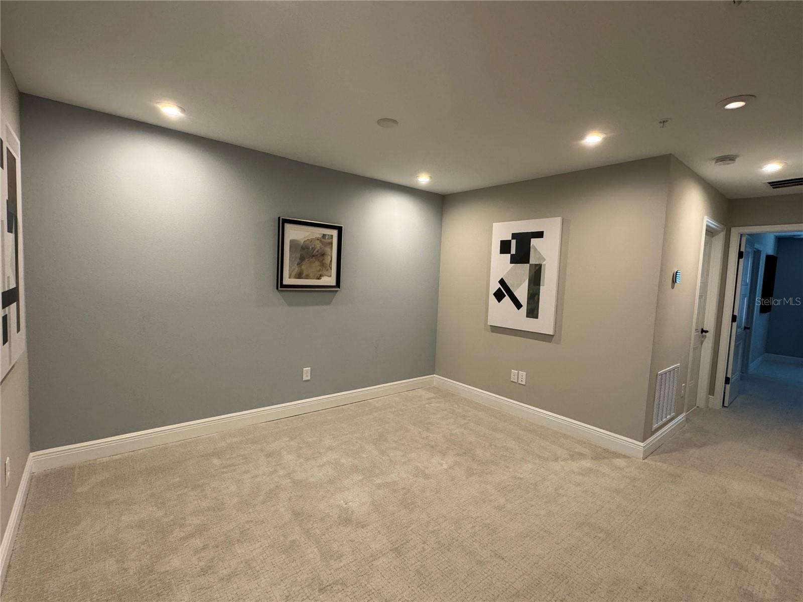 Image 11 of 26 For 12455 Shipwatch