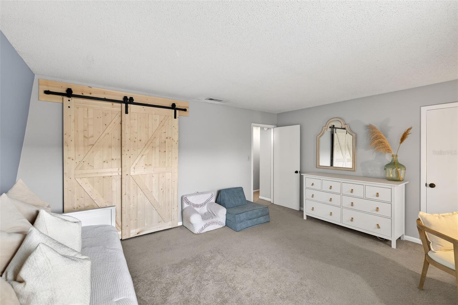 Image 15 of 29 For 200 Saint Andrews Boulevard 2901