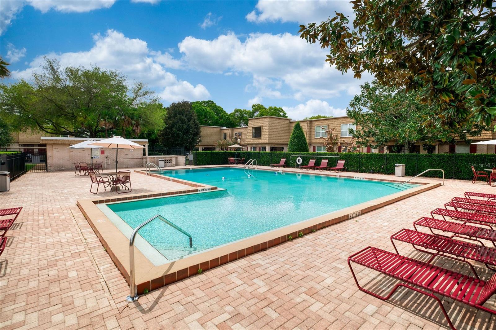 Image 21 of 29 For 200 Saint Andrews Boulevard 2901